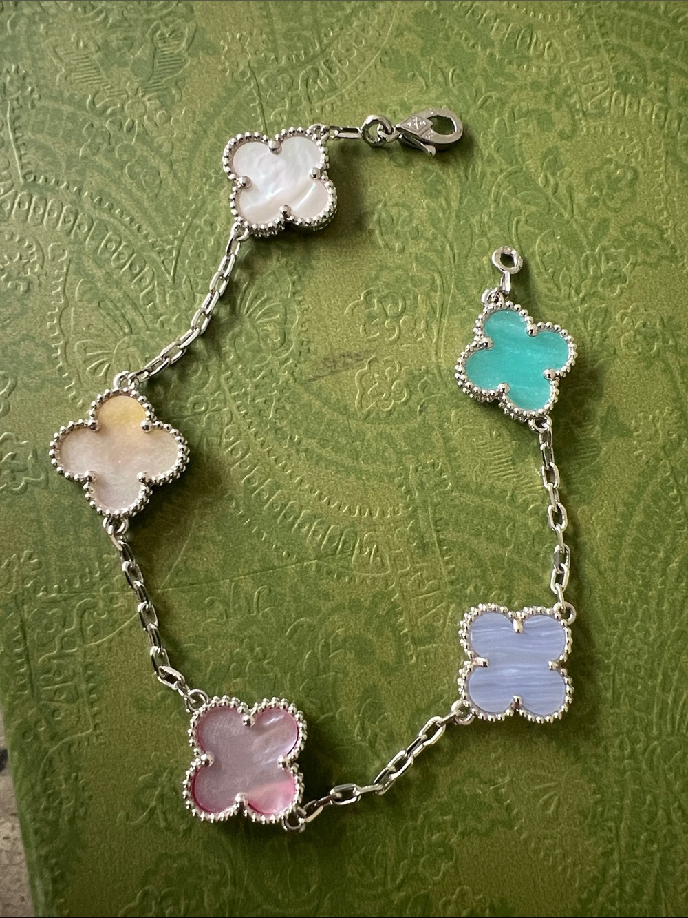 Multi-Color Clover Bracelet copper plated silver pink yellow purple white